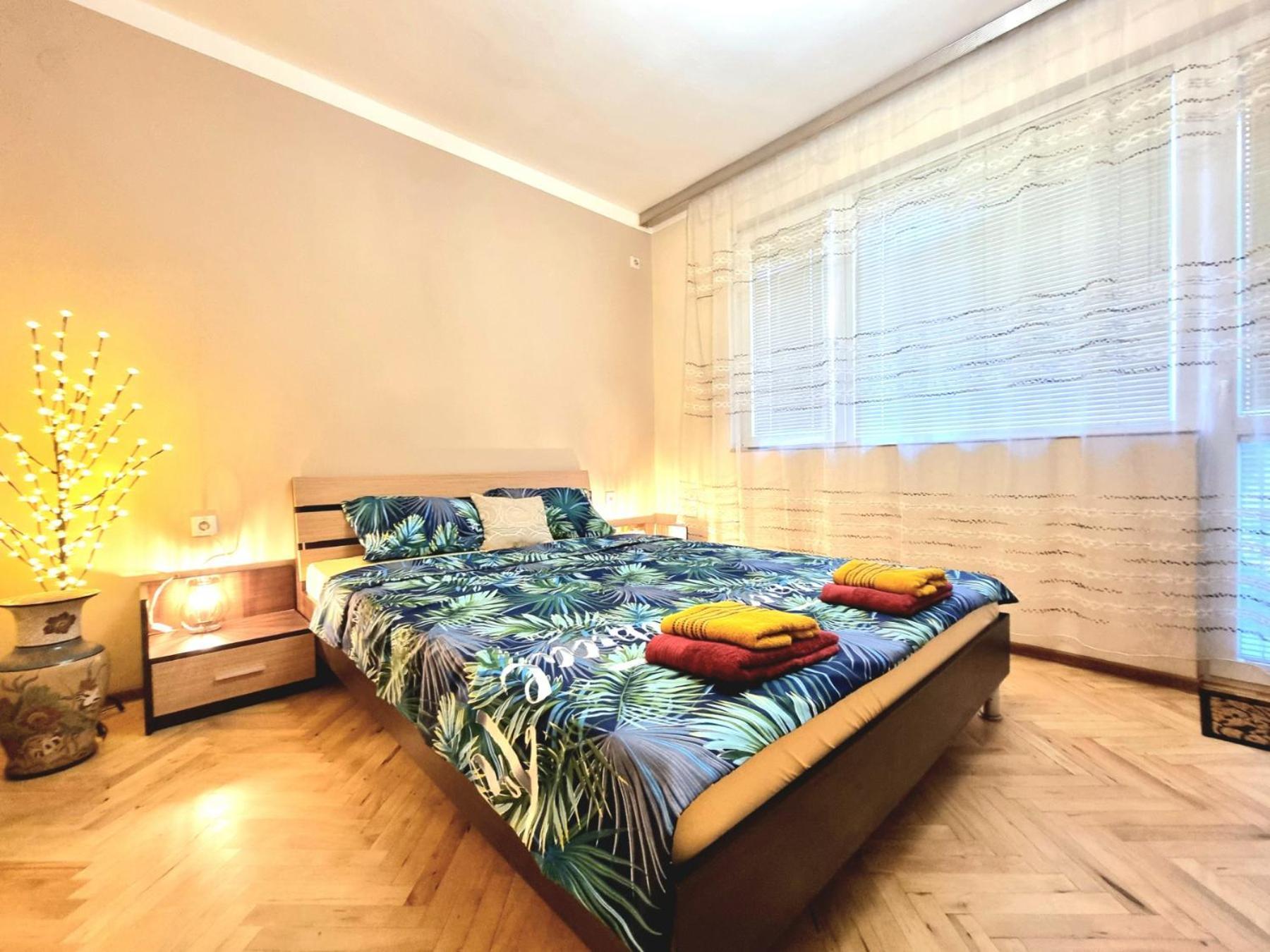 בורגאס Super Center-Huge 2 Bedrooms Apartment מראה חיצוני תמונה